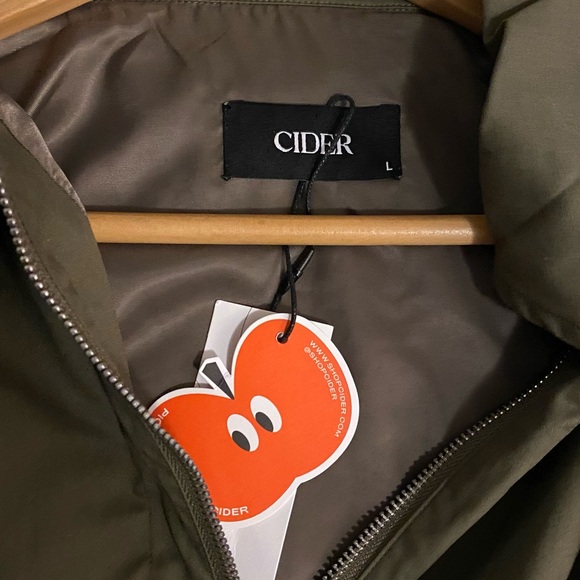 2/$40 Cidar Utility Jacket - Picture 2 of 5